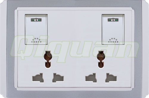 2 gang multi-socket with 2 switch