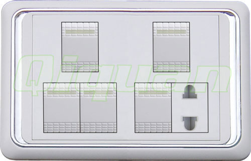 5 gang switch with 1 socket